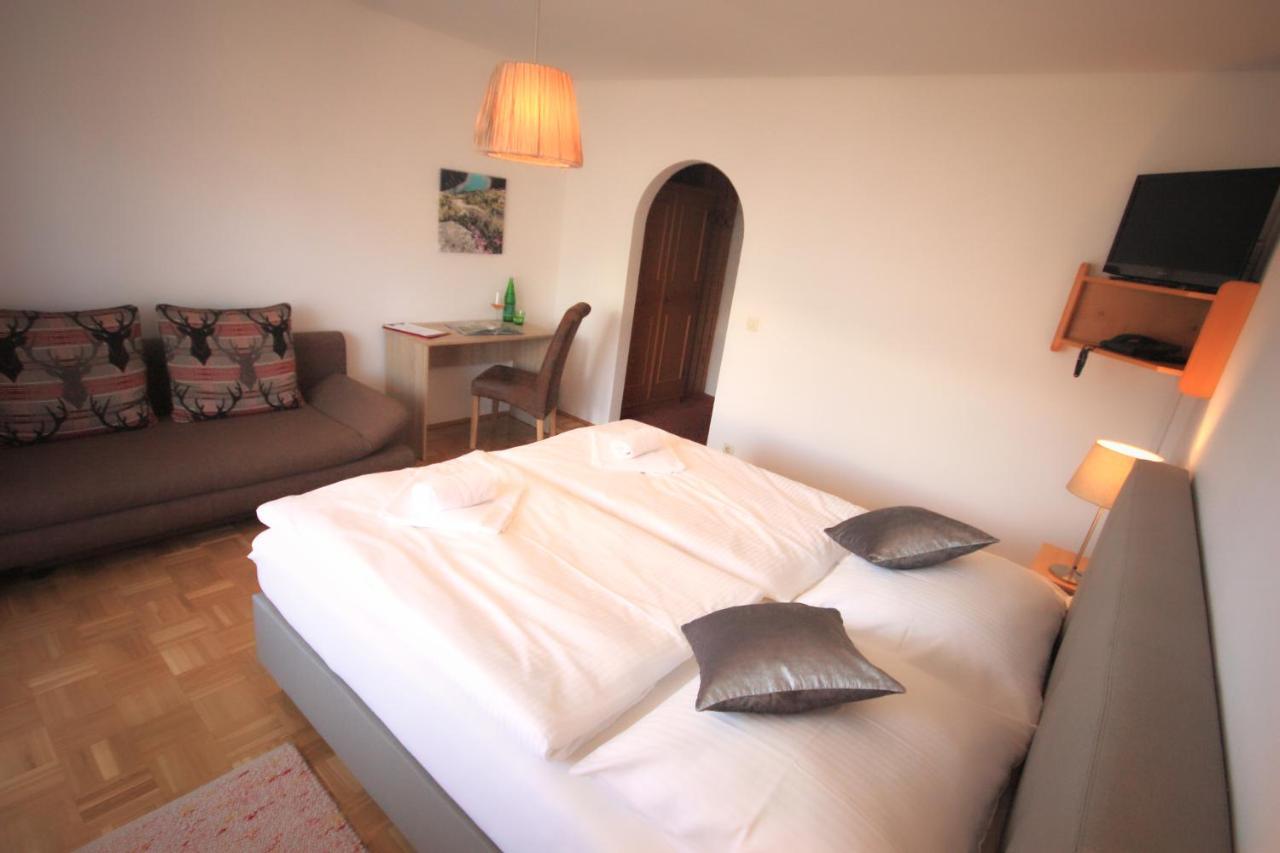 Hotel Pension Eichenhof リート・イム・ツィラータール エクステリア 写真